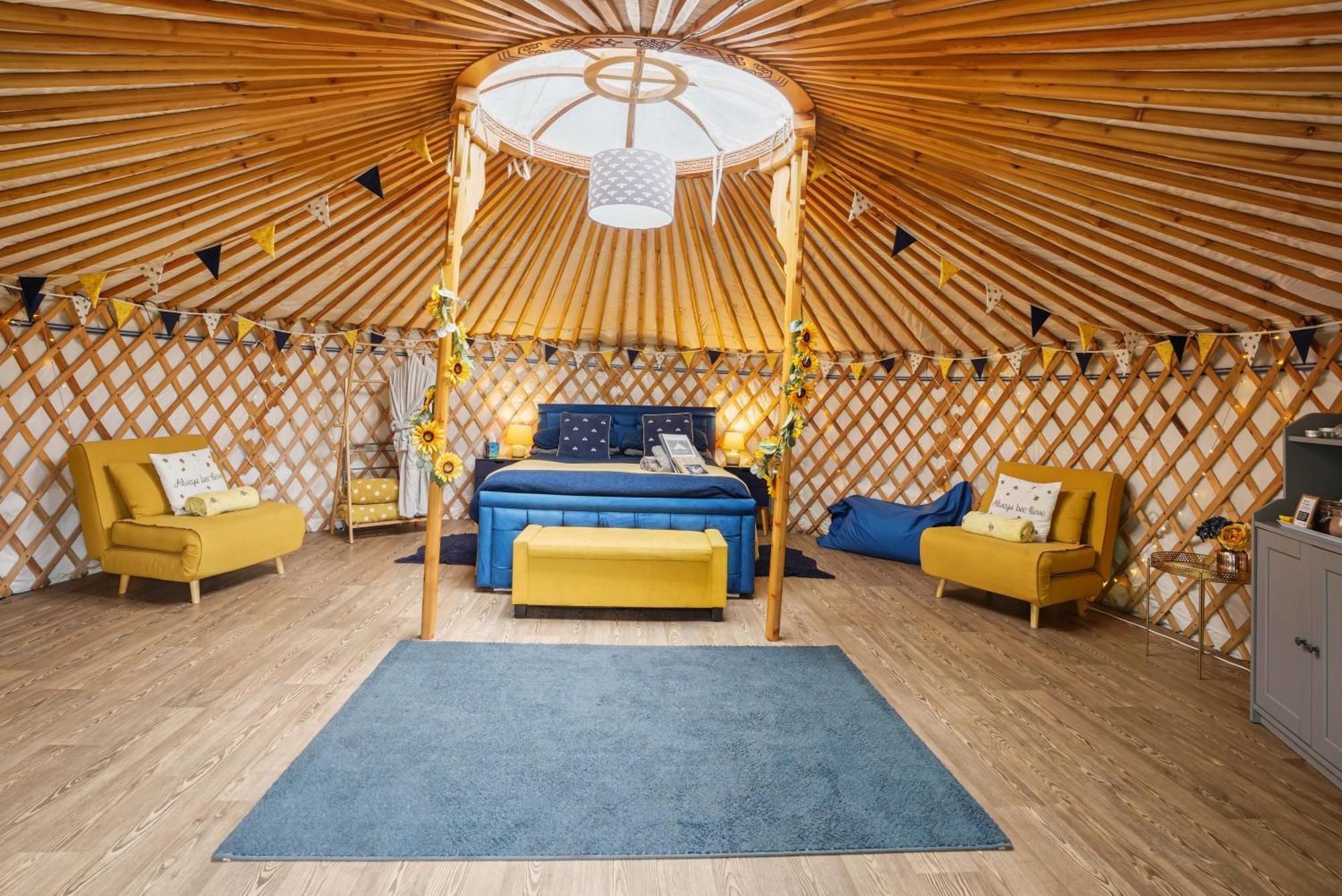 Hotel Glamp And Tipple Ltd à Great Ellingham Extérieur photo