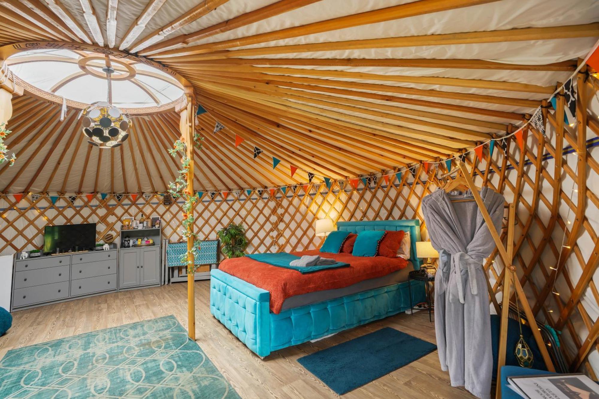 Hotel Glamp And Tipple Ltd à Great Ellingham Extérieur photo
