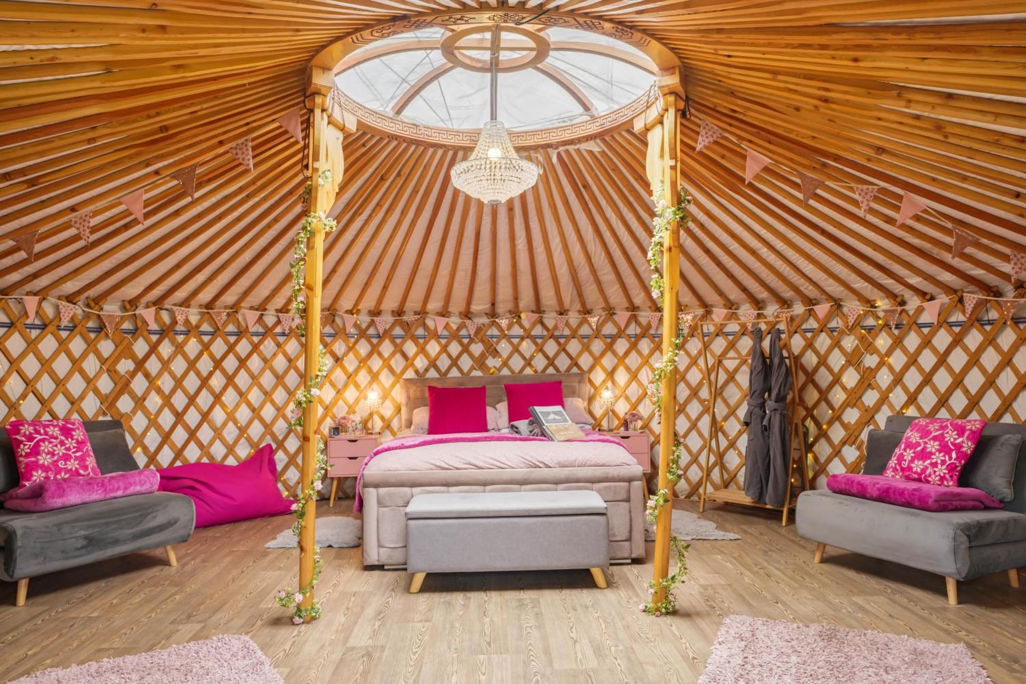 Hotel Glamp And Tipple Ltd à Great Ellingham Extérieur photo
