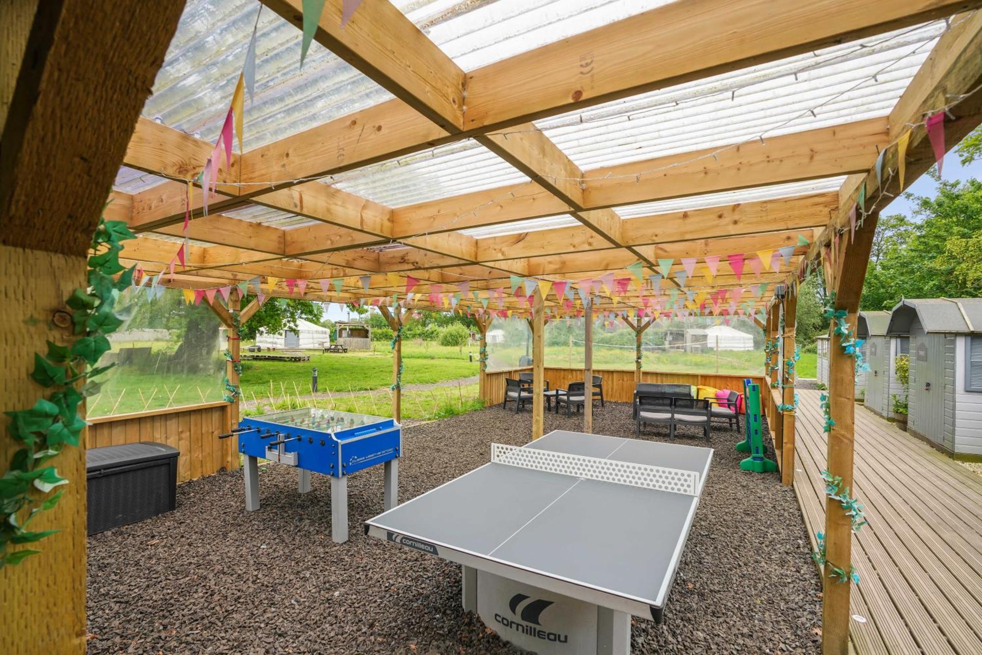 Hotel Glamp And Tipple Ltd à Great Ellingham Extérieur photo