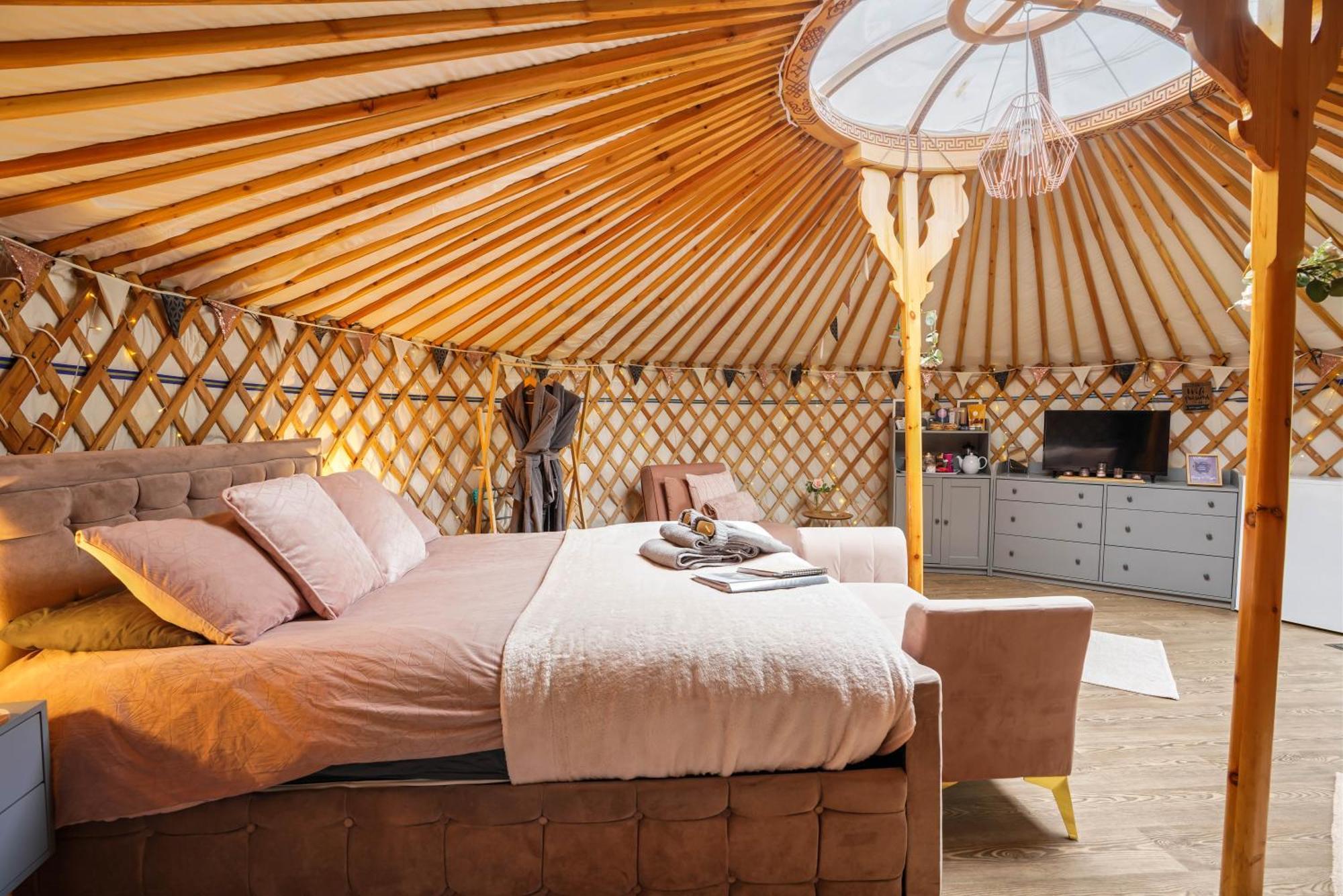 Hotel Glamp And Tipple Ltd à Great Ellingham Extérieur photo